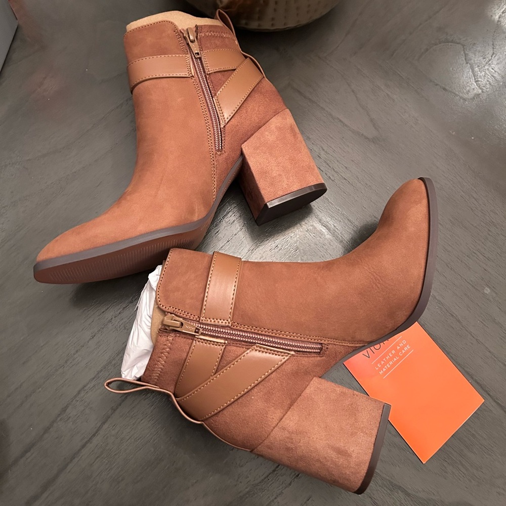 VIONIC Tenley Women's Mid Shaft Ankle Boot - Picture 5 of 13
